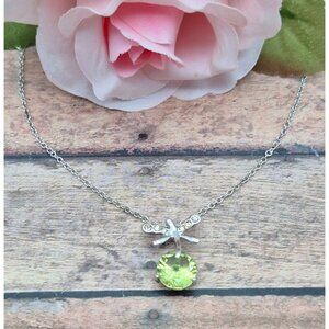 Cute Dainty Silver Tone Dragonfly Pendant Necklace Green Crystal 16"
